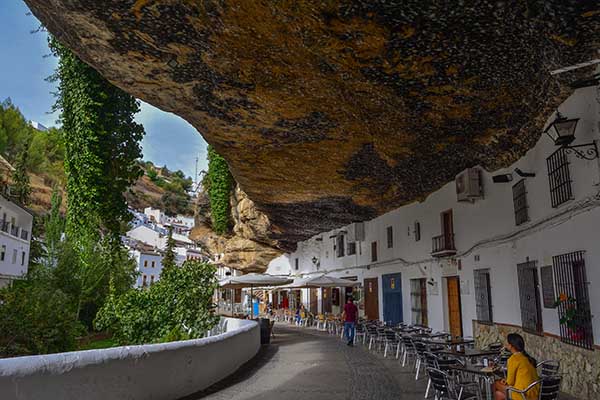 Setenil de las Bodegas Spanien